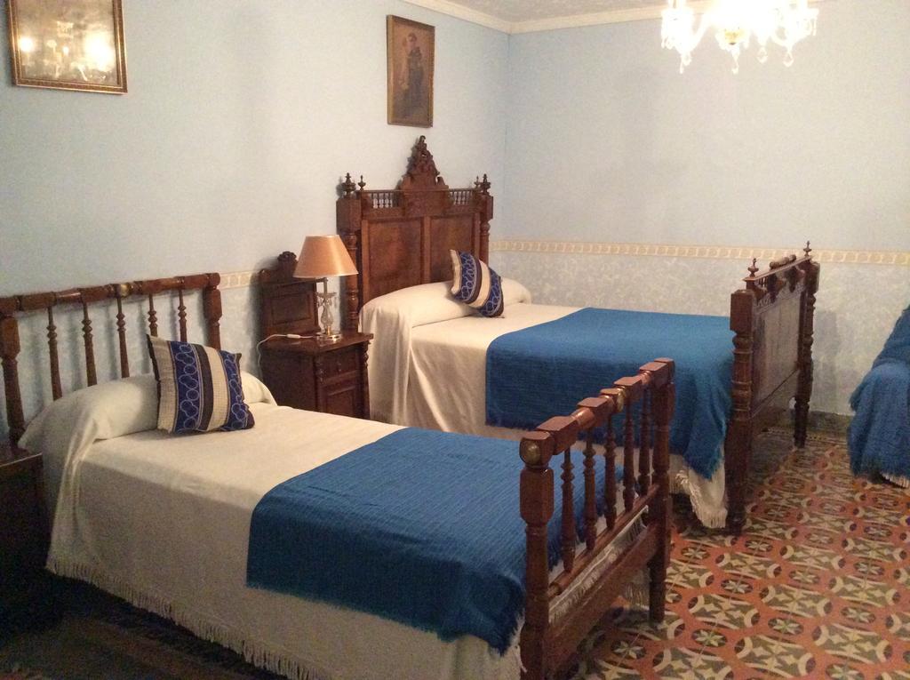 Гостевой дом Senorio De Monterruiz Касас-де-Санта-Крус Экстерьер фото